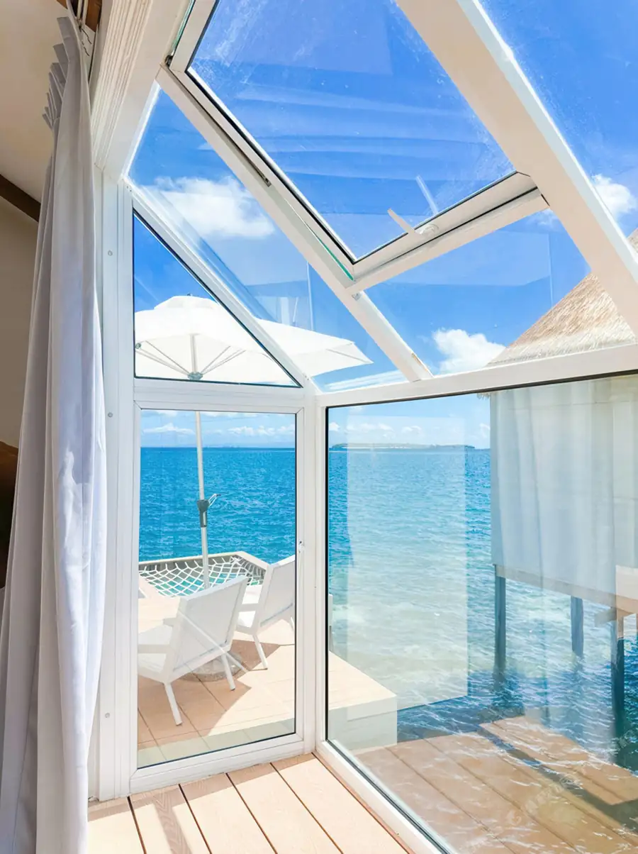Skylight window above bed in Couple Suite Royal Resort Semporna