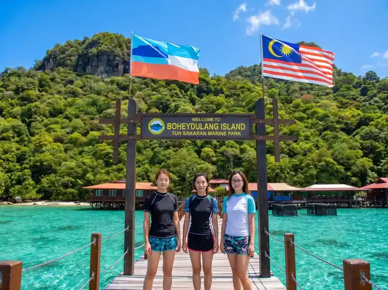 Entrance and welcome area at Bohey Dulang island Semporna Royal Resort