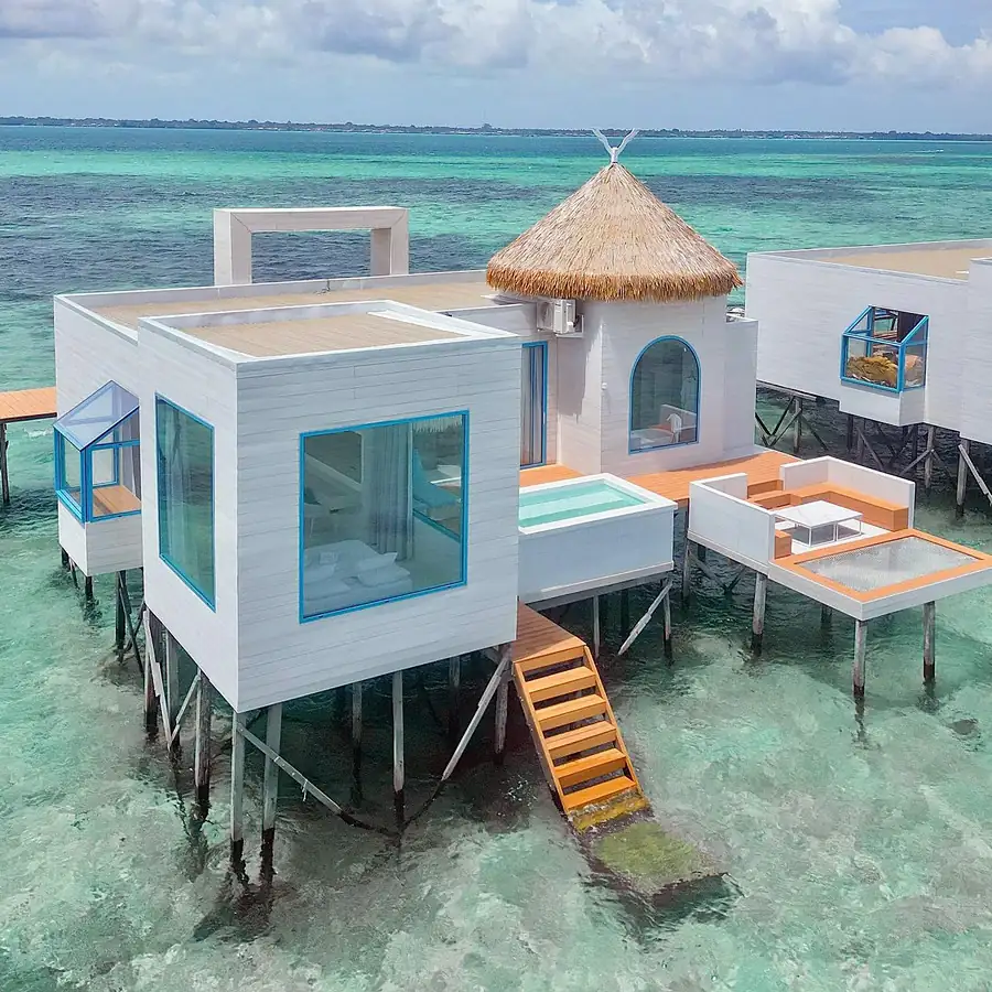 Scenic view of the overwater chalets Semporna Royal Resort